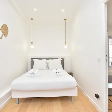 Magnifique Loft Place Saint Fargeau 아파트 *